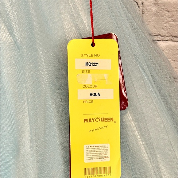 NWT Blue Beaded Illusion Tulle Prom / Formal / Cocktail Dress- Sz 6 - Picture 8 of 15